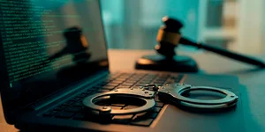 Бывший глава подразделения L3Harris получил 7 лет тюрьмы за продажу эксплойтов российскому брокеру