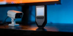 Wife allegedly used home CCTV to steal $172 million in Bitcoin from husband's Trezor