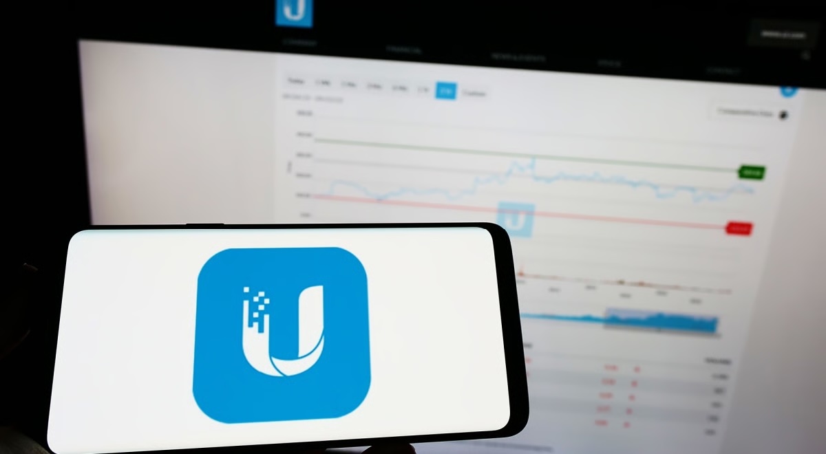 Ubiquiti срочно закрыла критическую уязвимость в UniFi Network Application