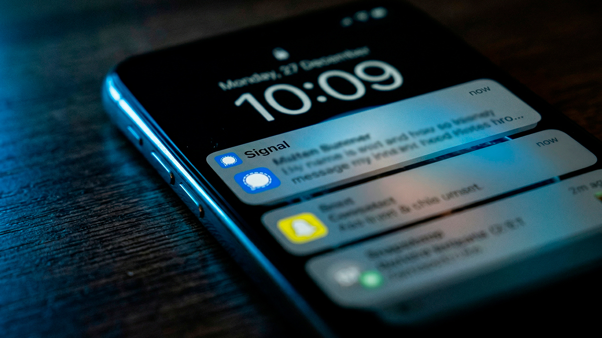 ФБР извлекло удалённые Signal-сообщения с iPhone через базу push-уведомлений iOS